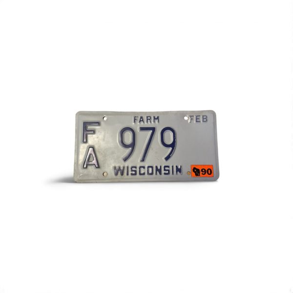 1990 WISCONSIN FARM LICENSE PLATE 979