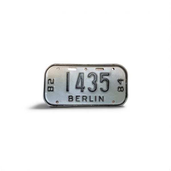 1982 1984 WISCONSIN BERLIN BICYCLE BIKE LICENSE PLATE 1435