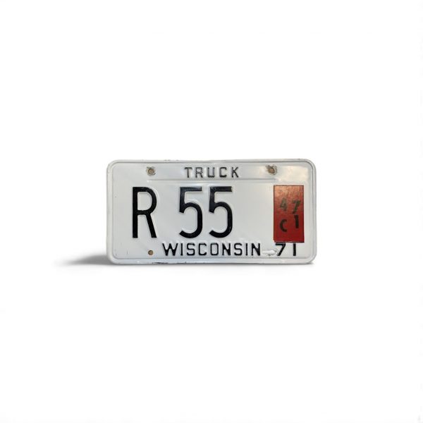 1971 WISCONSIN TRUCK LICENSE PLATE LOW NUMBER 2-DIGIT R 55