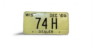 1964 WISCONSIN DEALER LICENSE PLATE 2-DIGIT LOW NUMBER 74 H