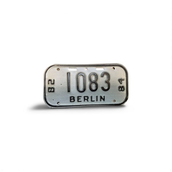 1982 1984 WISCONSIN BERLIN BICYCLE BIKE LICENSE PLATE 1083