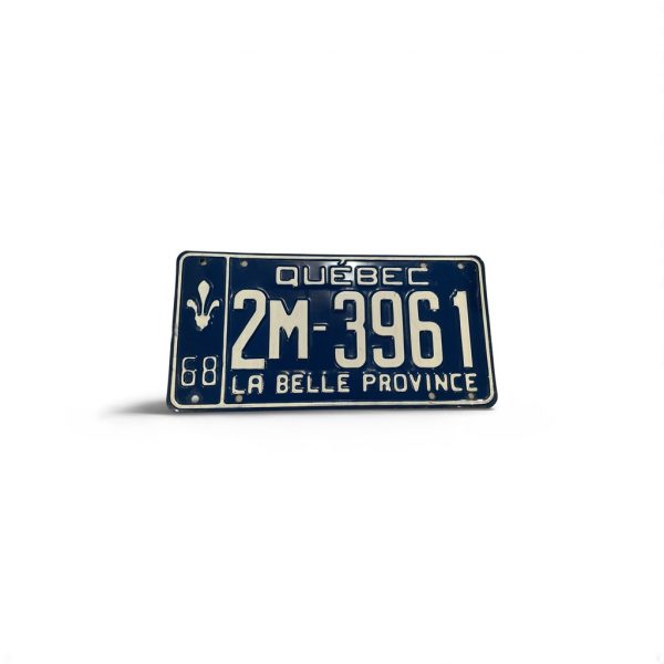 1968 QUEBEC LICENSE PLATE 2M 3961 LA BELLE PROVINCE
