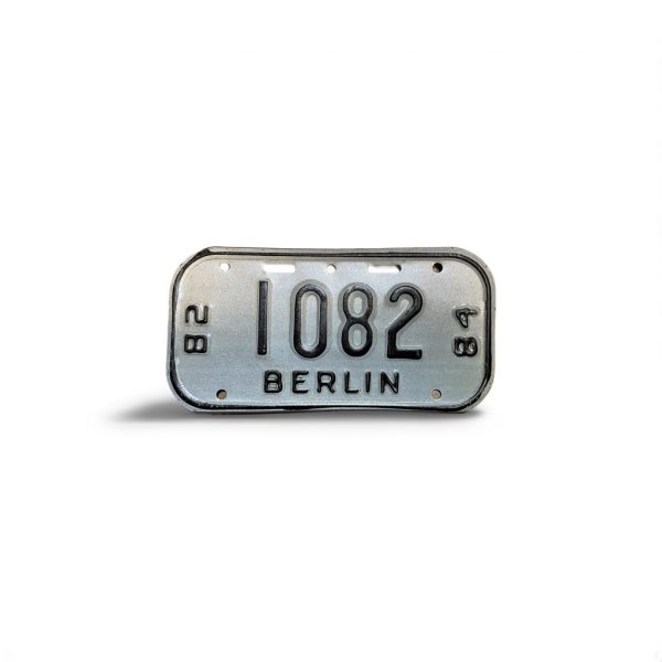 1982 1984 WISCONSIN BERLIN BICYCLE BIKE LICENSE PLATE 1082