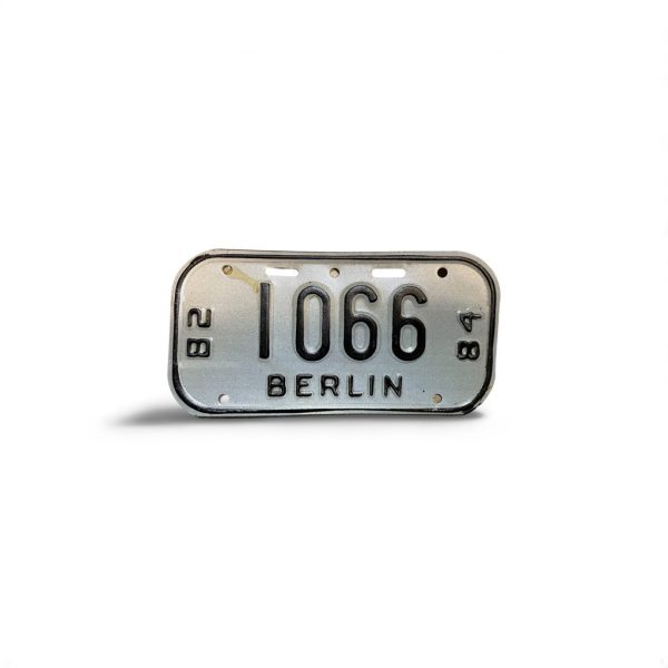 1982 1984 WISCONSIN BERLIN BICYCLE BIKE LICENSE PLATE 1066