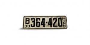 1933 MINNESOTA LICENSE PLATE 364 420