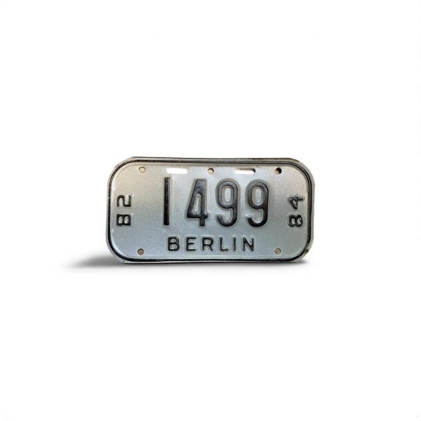 1982 1984 WISCONSIN BERLIN BICYCLE BIKE LICENSE PLATE 1499