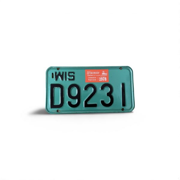 1978 WISCONSIN SNOWMOBILE LICENSE PLATE D 9231