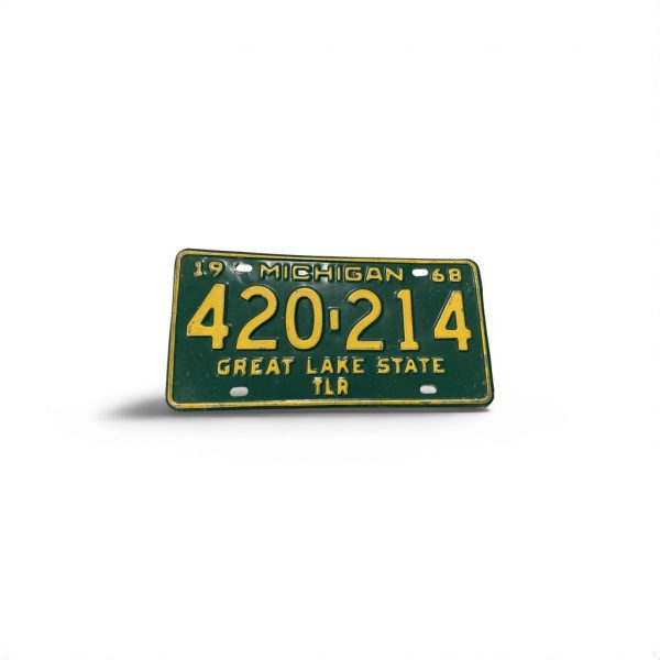 1968 MICHIGAN LICENSE PLATE 420 214 TRAILER