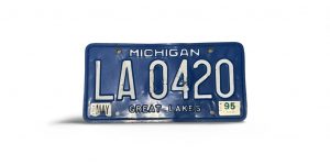 1995 MICHIGAN LICENSE PLATE LA 0420 420