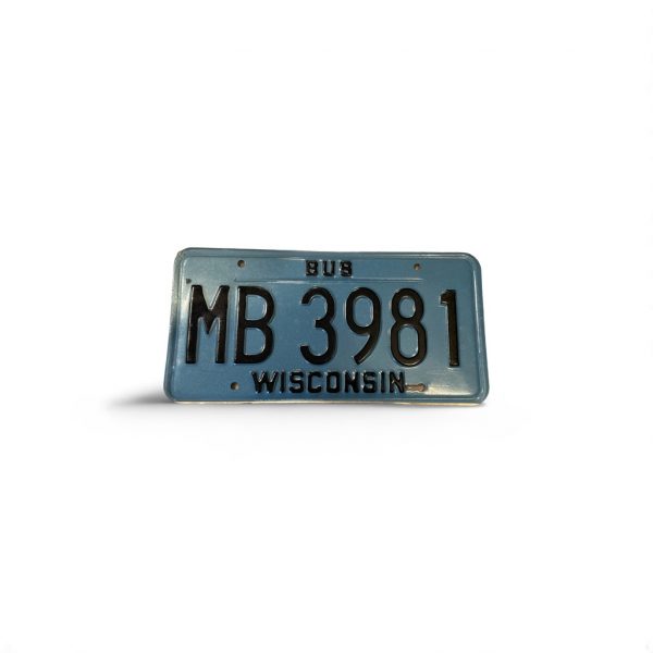 1966 WISCONSIN LICENSE PLATE BUS MB 3981