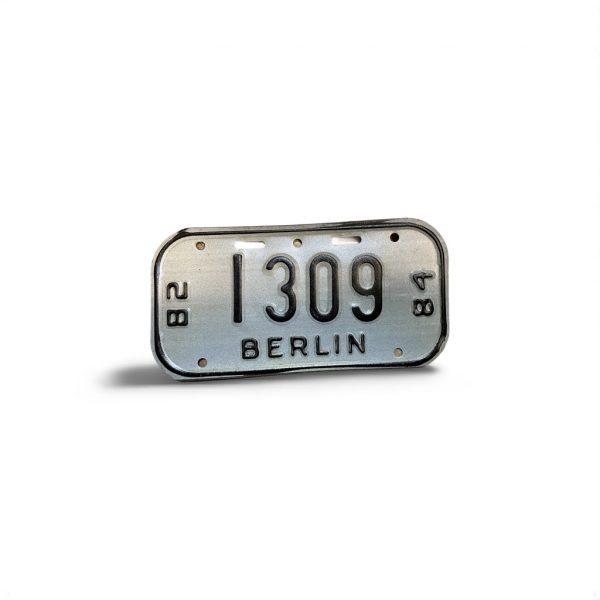 1982 1984 WISCONSIN BERLIN BICYCLE BIKE LICENSE PLATE 1309