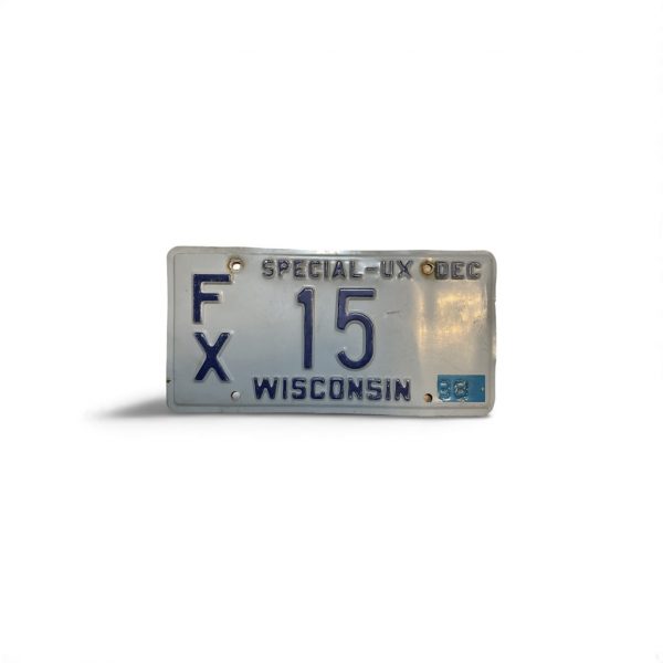 1988 WISCONSIN LOW NUMBER SPECIAL - UX 15 LICENSE PLATE 2-DIGIT