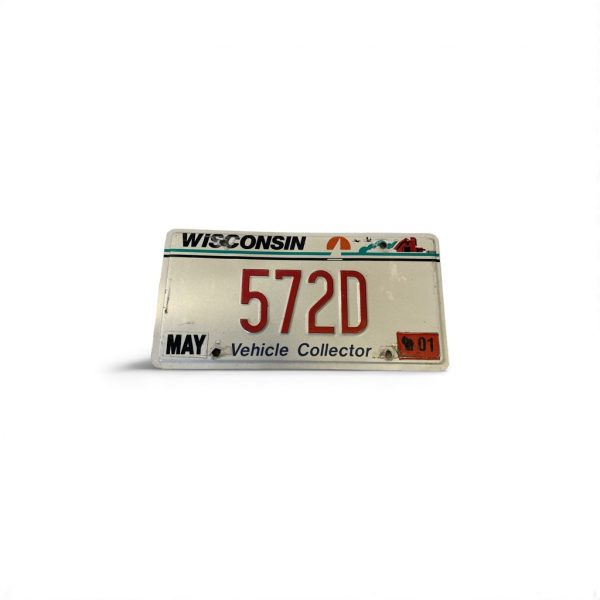 2001 WISCONSIN LICENSE PLATE COLLECTOR 572D LOW NUMBER