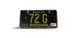 1982 WISCONSIN DEALER LICENSE PLATE LOW NUMBER 72 G