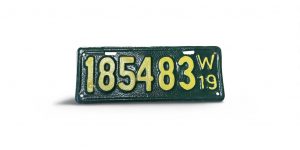 1919 WISCONSIN LICENSE PLATE 185483 REPAINT