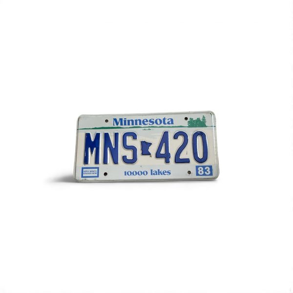 1983 MINNESOTA LICENSE PLATE MNS 420