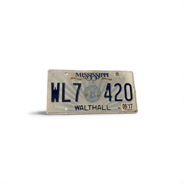 2017 MISSISSIPPI LICENSE PLATE HBM 420