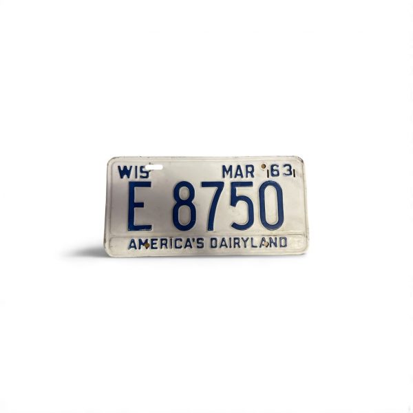 1963 WISCONSIN LICENSE PLATE AMERICA'S DAIRYLAND E 8750