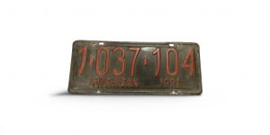 1931 MICHIGAN LICENSE PLATE 1 037 104