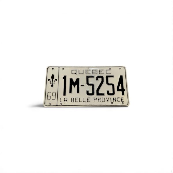 1969 QUEBEC LICENSE PLATE 1M 5254 LA BELLE PROVINCE