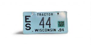 1994 WISCONSIN TRACTOR 2-DIGIT LOW NUMBER LICENSE PLATE 44