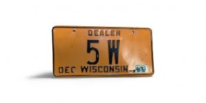 1986 WISCONSIN DEALER LOW NUMBER LICENSE PLATE 5 W 1-DIGIT