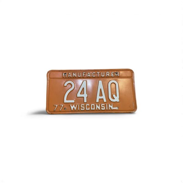 1977 WISCONSIN LICENSE PLATE 24 AQ LOW NUMBER LICENSE PLATE 2-DIGIT