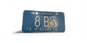 1978 WISCONSIN DEALER LICENSE PLATE LOW NUMBER 8 BS 1-DIGIT