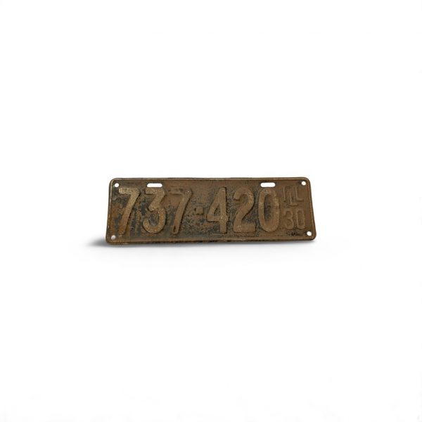 1930 ILLINOIS LICENSE PLATE 737 420