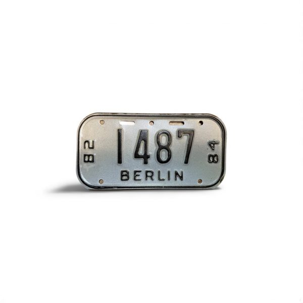 1982 1984 WISCONSIN BERLIN BICYCLE BIKE LICENSE PLATE 1487