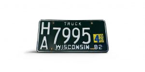 1982 WISCONSIN TRUCK LICENSE PLATE 7995
