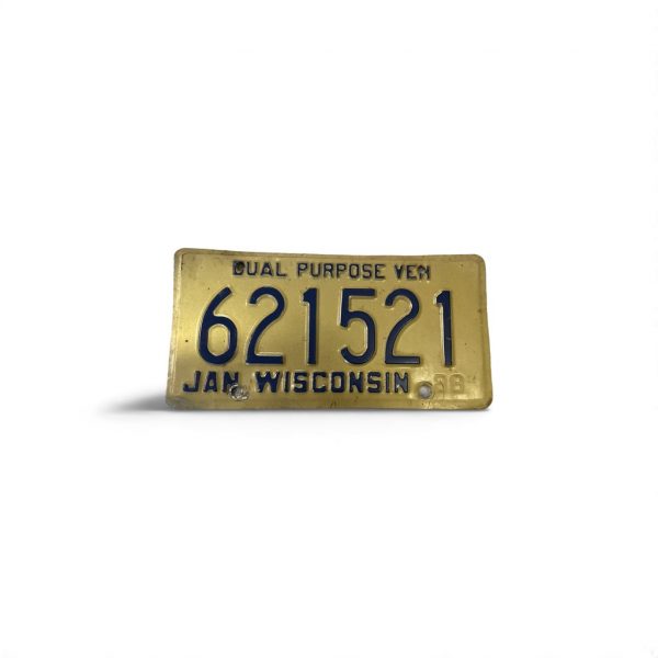 1988 WISCONSIN LICENSE PLATE DUAL PURPOSE VEHICLE 621521