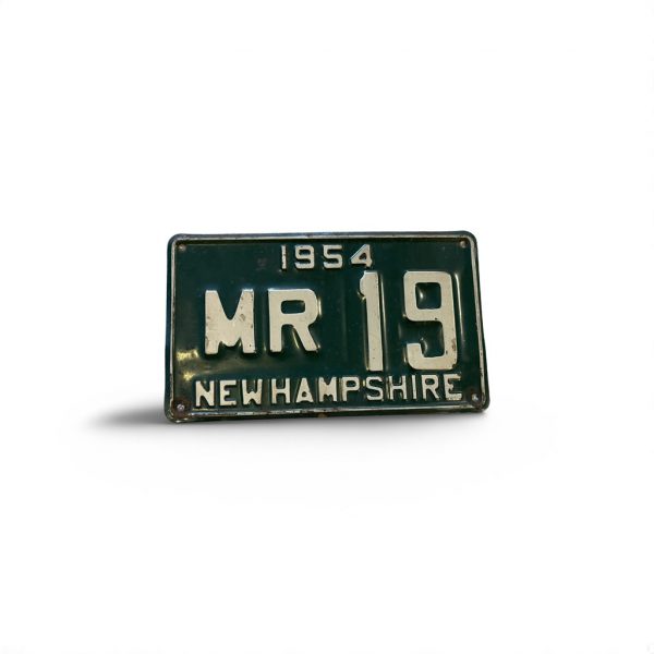 1954 NEW HAMPSHIRE LICENSE PLATE LOW NUMBER MR 19