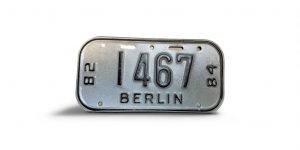 1982 1984 WISCONSIN BERLIN BICYCLE BIKE LICENSE PLATE 1467
