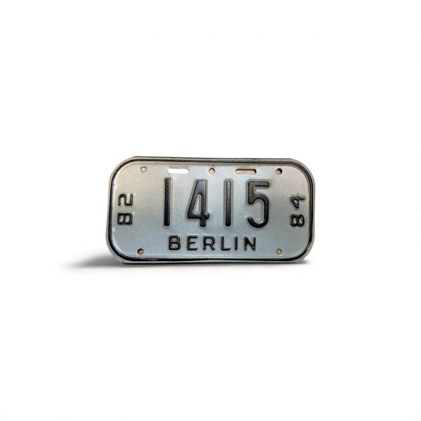 1982 1984 WISCONSIN BERLIN BICYCLE BIKE LICENSE PLATE 1415