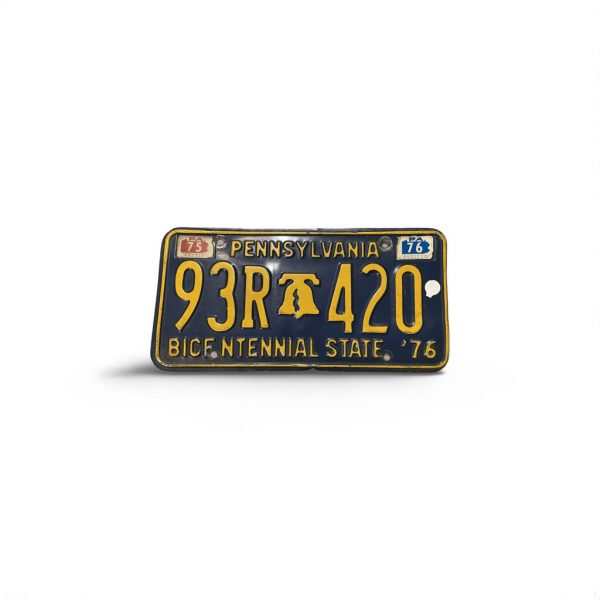1976 PENNSYLVANIA LICENSE PLATE 93R 420