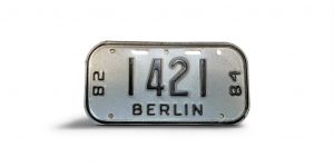 1982 1984 WISCONSIN BERLIN BICYCLE BIKE LICENSE PLATE 1421