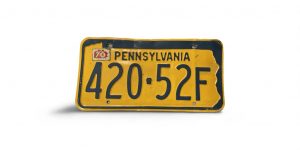 1970 PENNSYLVANIA LICENSE PLATE 420 52F