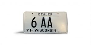 1971 WISCONSIN DEALER LICENSE PLATE LOW NUMBER 6 AA 1-DIGIT