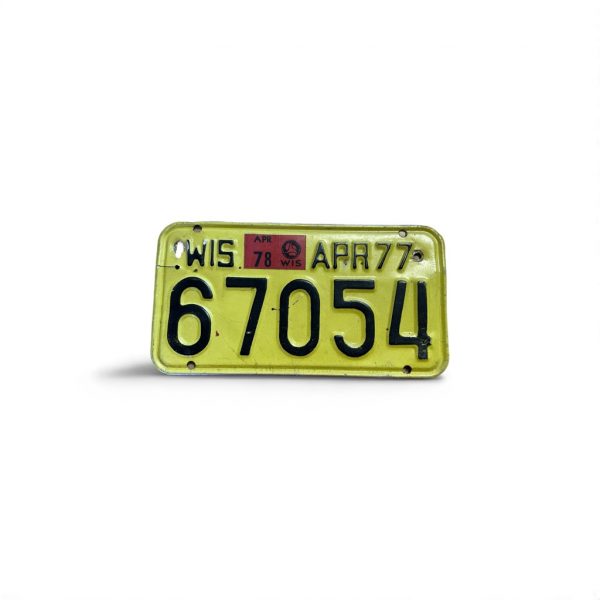 1977 WISCONSIN MOTORCYCLE LICENSE PLATE 67054