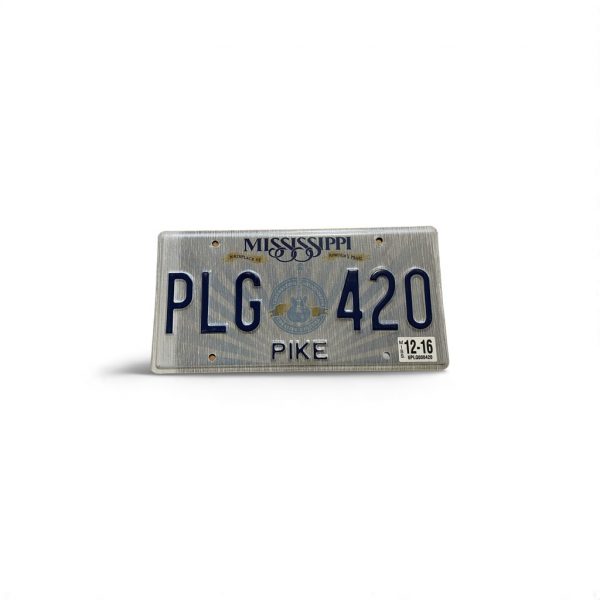 2016 MISSISSIPPI LICENSE PLATE PLG 420 GUITAR