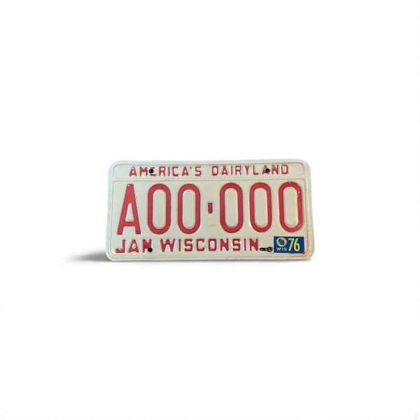 1976 WISCONSIN SAMPLE LICENSE PLATE A00-000 AMERICA'S DAIRYLAND