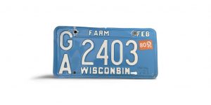 1980 WISCONSIN FARM LICENSE PLATE 2403