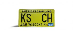 1987 WISCONSIN LICENSE PLATE AMERICA'S DAIRYLAND KS CH VANITY