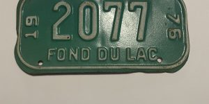 1976 WISCONSIN FOND DU LAC BICYCLE BIKE LICENSE PLATE 2077
