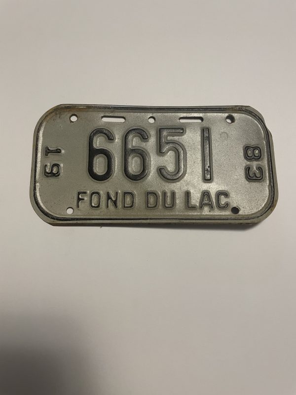 1983 WISCONSIN FOND DU LAC BICYCLE BIKE LICENSE PLATE 6651