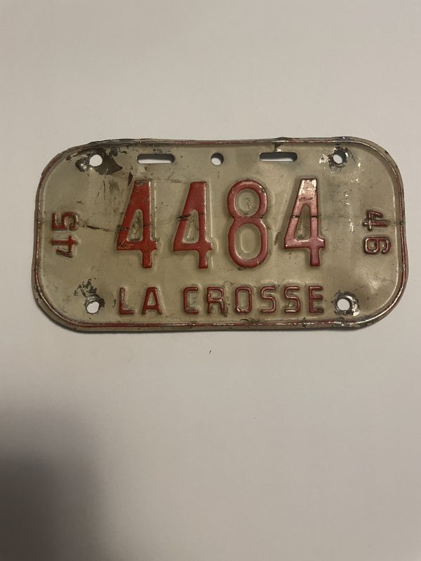 1945 1946 WISCONSIN LA CROSSE BICYCLE BIKE LICENSE PLATE 4484
