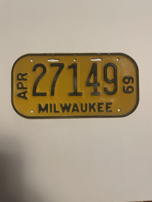 1969 APRIL WISCONSIN MILWAUKEE BICYCLE BIKE LICENSE PLATE 27149