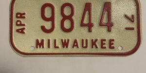 1971 APRIL WISCONSIN MILWAUKEE BICYCLE BIKE LICENSE PLATE 9844