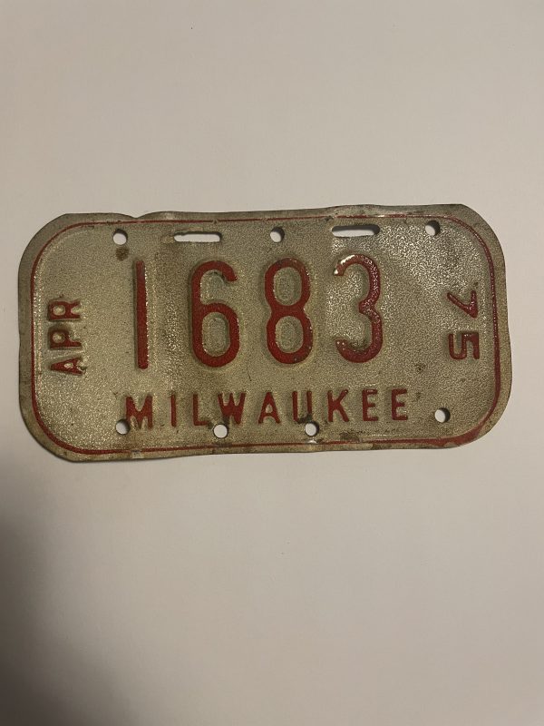 1975 APRIL WISCONSIN MILWAUKEE BICYCLE BIKE LICENSE PLATE 1683